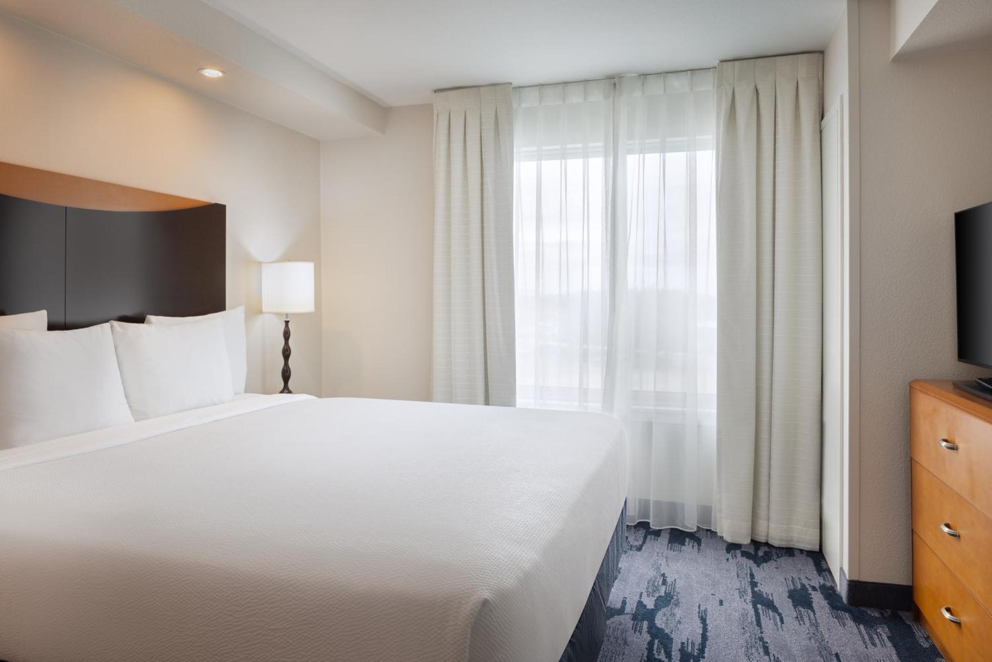 Fairfield Inn And Suites טורלוק מראה חיצוני תמונה