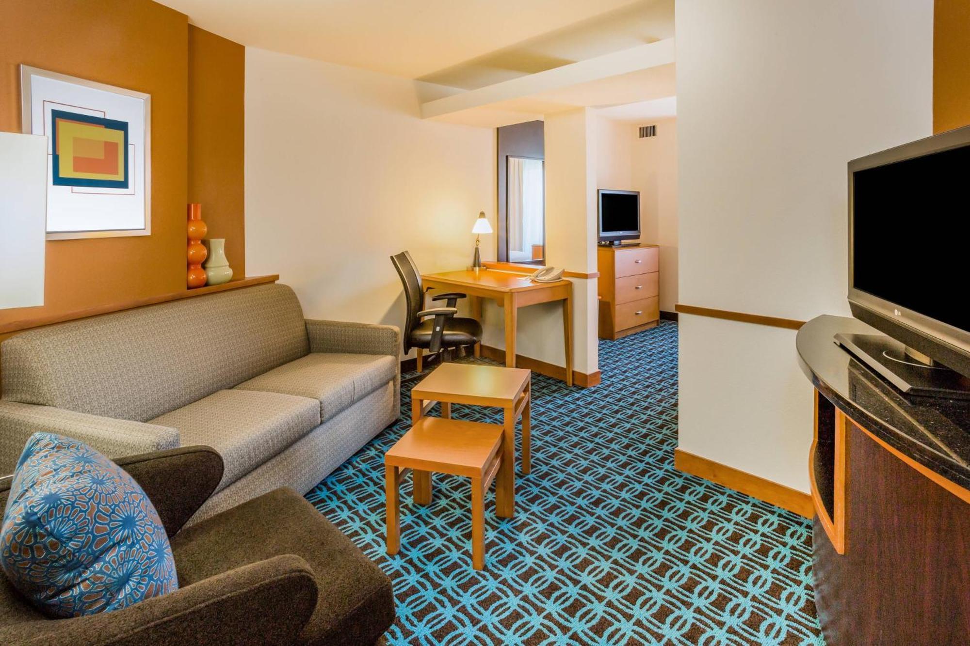 Fairfield Inn And Suites טורלוק מראה חיצוני תמונה