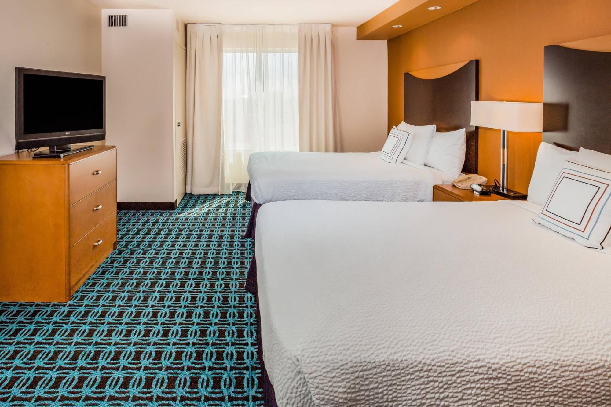 Fairfield Inn And Suites טורלוק מראה חיצוני תמונה