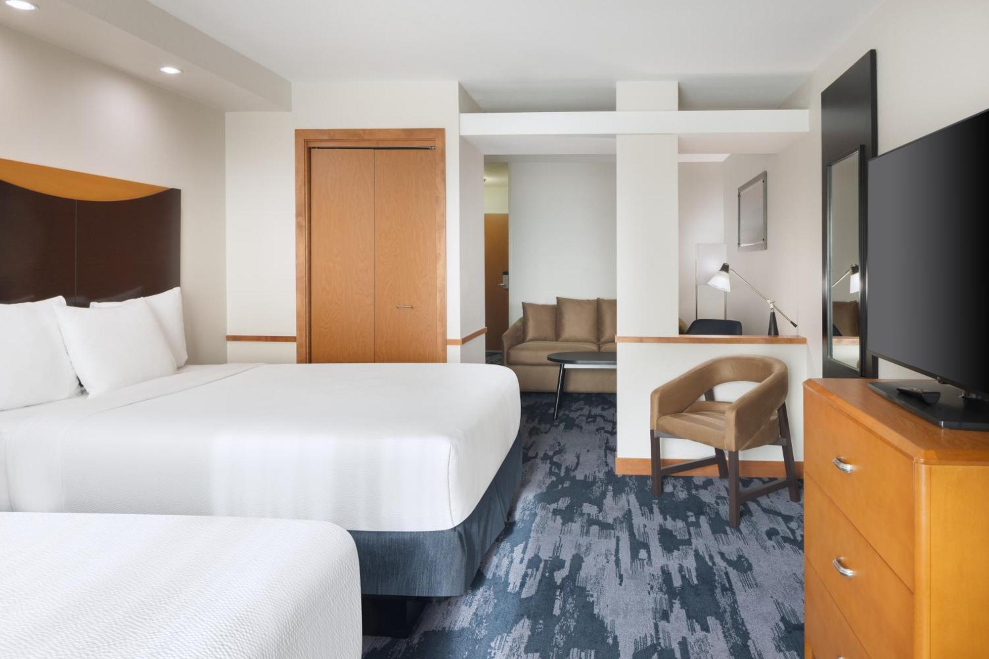 Fairfield Inn And Suites טורלוק מראה חיצוני תמונה