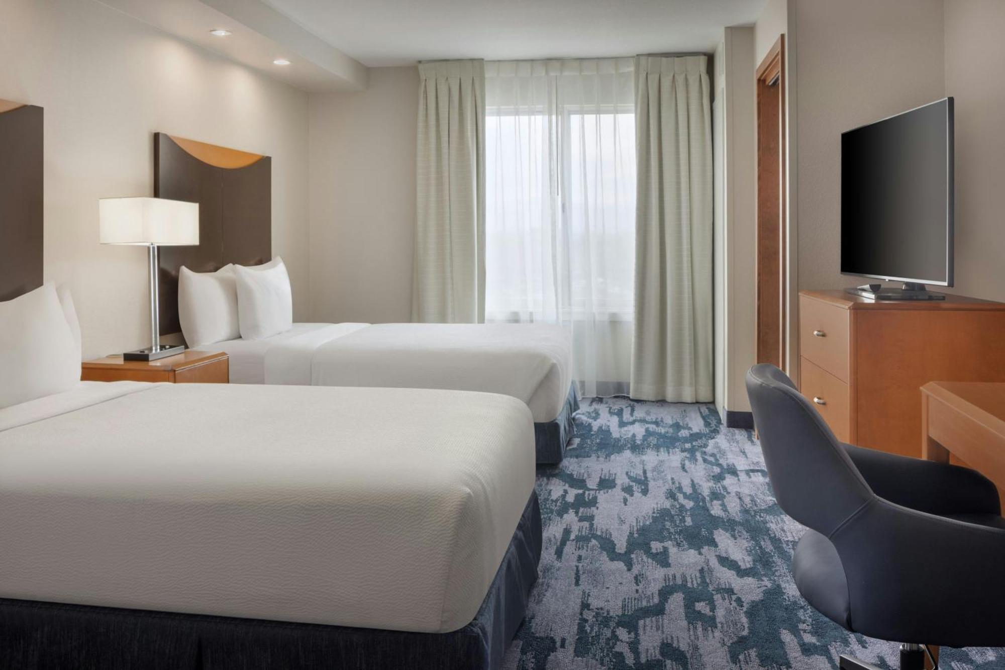 Fairfield Inn And Suites טורלוק מראה חיצוני תמונה